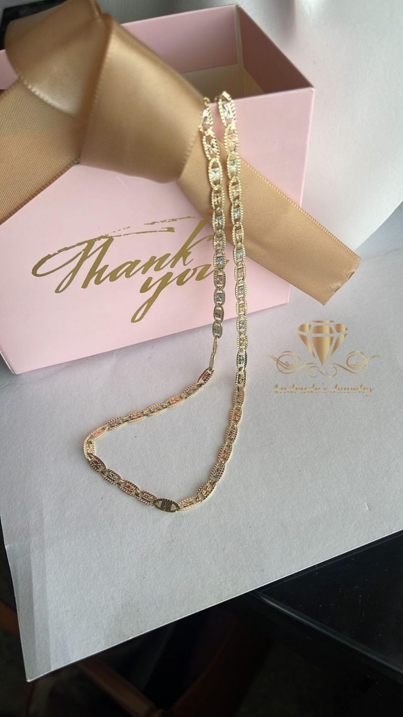 Chain Valentino with star D.C.  3 color