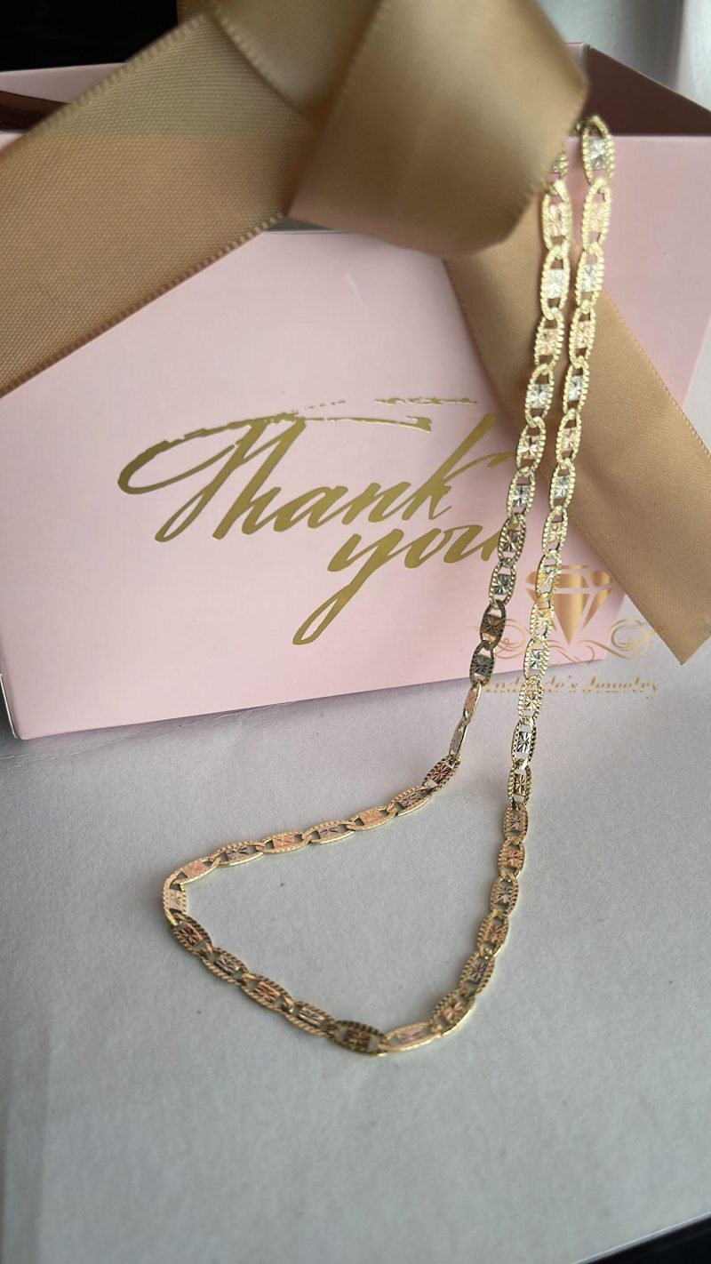 Chain Valentino with star D.C.  3 color