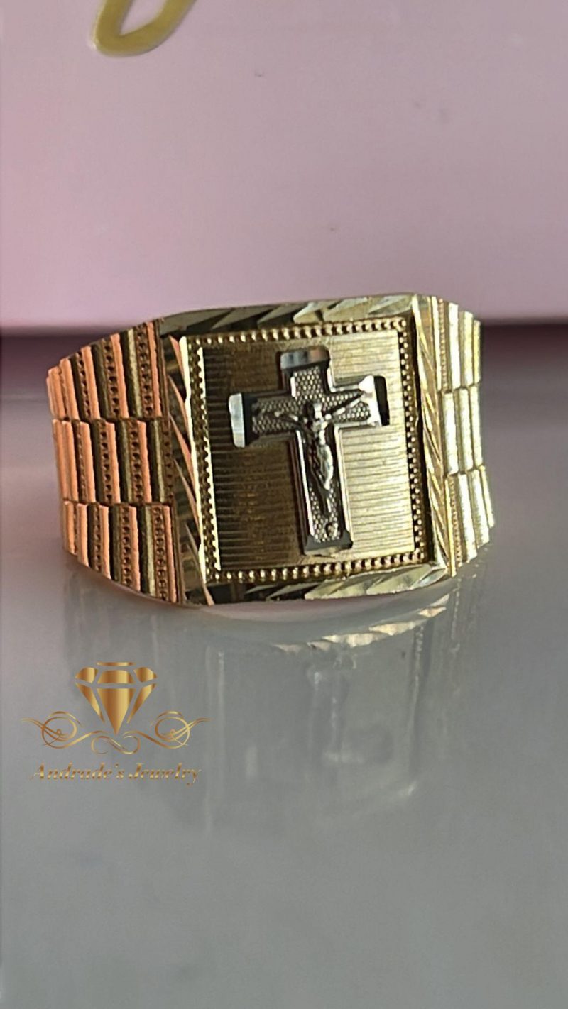 Anillo de crucifijo en oro amarillo y blanco para caballero