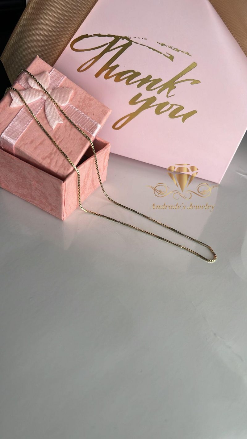 Box yellow chain