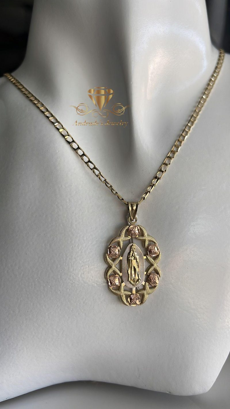 Medalla de la Virgen de Guadalupe tres oros 3.8 y Cadena oro amarillo