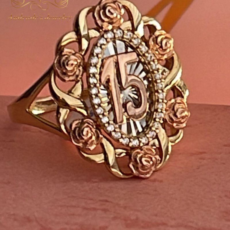 Anillo de quinceañera