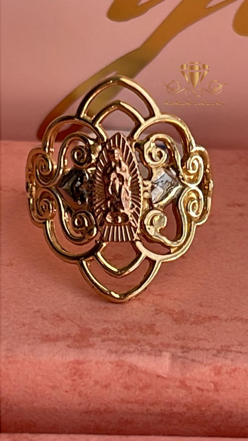 Anillo de quinceañera tres oros