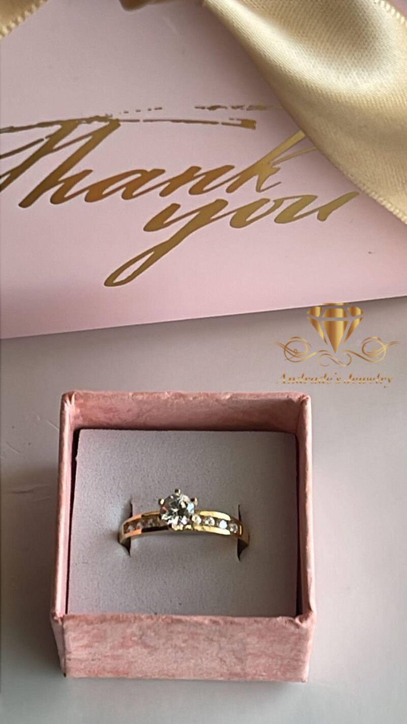 Anillo de compromiso 2.1 gramos