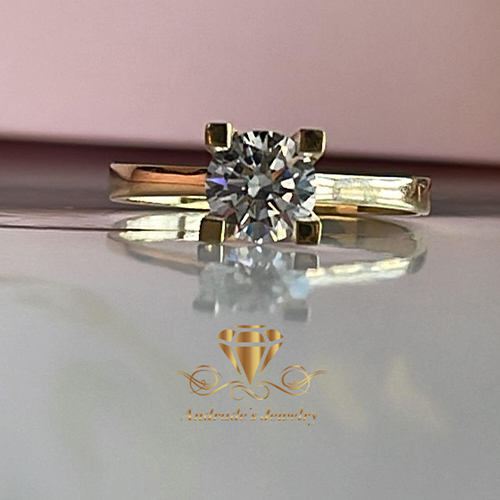 Anillo de compromiso 1.7 gramos