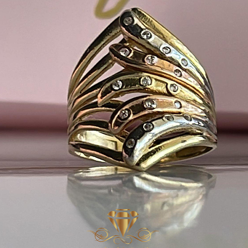 Anillo tres oros 7.5 gramos