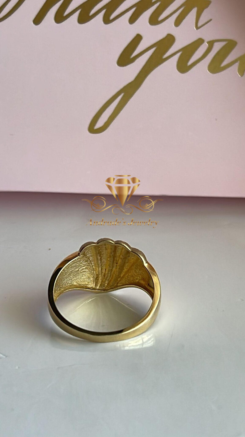Anillo oro amarillo 3.7 gramos