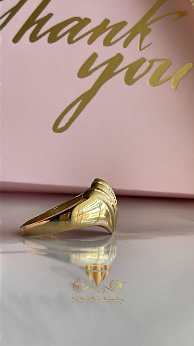 Anillo oro amarillo 3.7 gramos