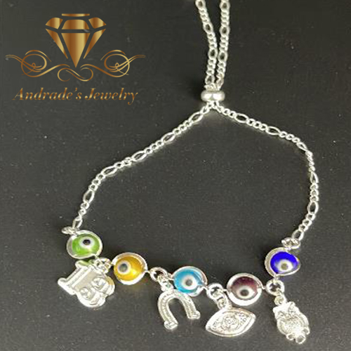 Pulsera de la suerte de plata “próximamente disponible”