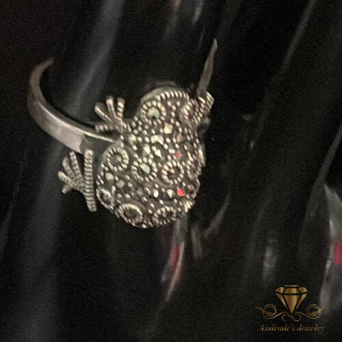 Anillo en plata de tortuga con piedras zirconias medida 10
